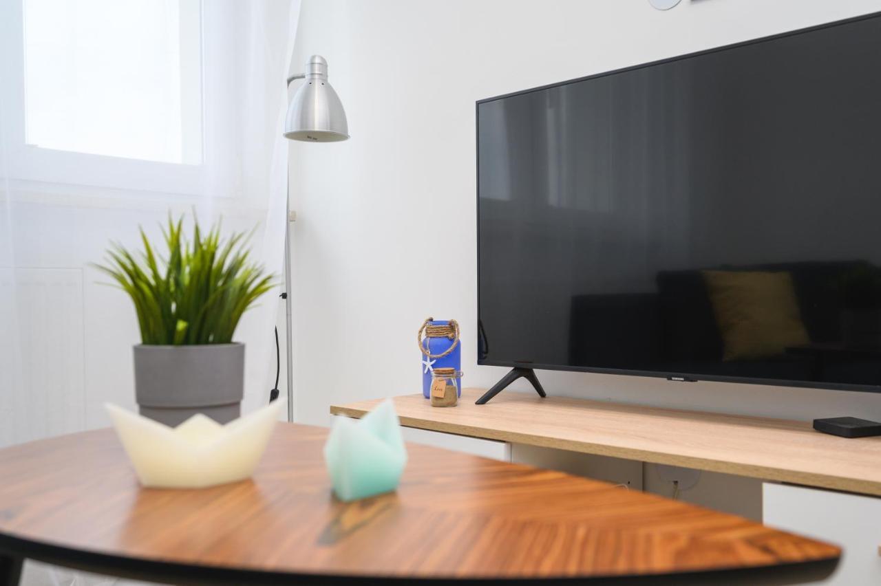 Apartament Blue Brzezno Prostywynajem Gdansk Brzezno Apartment Bagian luar foto